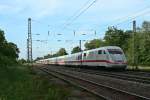 401 076-5 als ICE 373 von Berlin Ostbahnhof nach Interlaken Ost am Abend des 06.06.14 bei der Einfahrt im Gleiswechsel in den Bahnhof Orschweier.