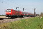 Am 11.04.2017 fuhr 146 112-8  Baden Württemberg erfahren  mit ihrer RB (Offenburg - Neuenburg (Baden)) bei Hügelheim durchs Rheintal in Richtung Müllheim (Baden).