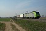 485 005-3 mit einer RoLa nach Freiburg (Brsg.) Gbf am 04.04.13 bei Hgelheim.