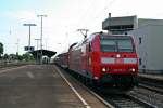 146 110-2 mit einem RE nach Basel Bad.