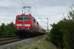 111 054 mit einer RB nach Offenburg am Nachmittag des 14.09.13 bei Hgelheim.