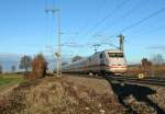 401 083-1 als ICE 276 von Interlaken Ost nach Berlin Ostbahnhof am Nachmittag des 07.12.13 beim Verlassen des Bahnhofs Mllheim (Baden).