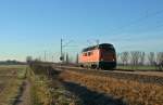 Groe Augen machte ich auch bei diesem Anblick: 221 135-7 war am Morgen des 31.12.13 als Tfzf 92110 von Basel Rbf nach Oberhausen-Osterfeld unterwegs.