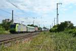 485 008-7 mit der RoLa (DGS) 43612 von Novara nach Freiburg (Breisgau) Gbf am Nachmittag des 14.06.14 in Mllheim (Baden).