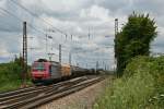 482 011-4 mit dem 49069 von (Ludwigshafen Ubf-)Karlsruhe Gbf nach Basel SBB Rbf am Mittag des 12.07.14 nrdlich von Leutersberg.