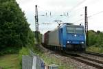 185 515-4 mit dem 40122 von Milano Smistam nach Zeebrugge Ramsk am Nachmittag des 12.07.14 in Leutersberg.