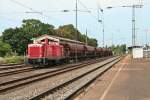 212 347-9 war am 25.07.14 mit einem Schotterzug fr die alte Rheintalbahn zwischen Schliengen und Efringen-Kirchen im Bahnhof Mllheim (Baden) auf Gleis 7 abgestellt.