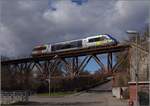 Bahn im Markgräfler Land. X 73901 auf der Klemmbachbrücke in Neuenburg. März 2019.