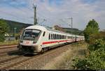 Nachschuss auf Bpmmbdzf 286.? (61 80 80-91 145-5 D-DB) mit Zuglok 120 149-0 als IC 2004  Schwarzwald  (Linie 35) von Konstanz nach Emden Hbf, der den Bahnhof Welschingen-Neuhausen auf der Bahnstrecke Offenburg–Singen (Schwarzwaldbahn (Baden) | KBS 720) durchfährt.
[15.7.2018 | 9:40 Uhr]