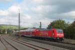 Nachschuss auf die Freiburger 146 225-8  Baden Württemberg erfahren , als diese am 20.09.2017 ihren RE (Konstanz - Karlsruhe Hbf) durch Welschingen-Neuhausen gen Norden schob.