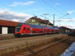 RE 4712 nach Karlsruhe HBF bei der Ausfahrt St.Georgen am 29.12.07.Schublok war auerplanmig 146 113-6