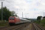 101 094-1 mit dem IC 2004 von Konstanz nach Dortmund bei der Einfahrt St.Georgen am 29.6.08