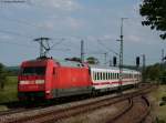 IC 2005  Bodensee  (Emden Hbf-Konstanz) mit Schublok 101 123-8 bei Welschingen 29.5.10