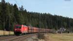 185 212-8 mit dem GM 49374 (Singen (Htw)-Amsterdam Westhaven) bei Unterkirnach 27.3.12