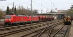 185 148-4 und 075-9 mit dem GB 62494 (Offenburg Gbf-Villingen) beim Erreichen des Zielbahnhofs 14.4.12