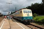 Nach dem Umsetzten der 111 001-4 am 13.09.2014 stand sie wieder am Wagenpark des TEE  Schwarzwald  (Triberg - St.Georgen - Hausach - Triberg) auf Gleis 3 in St.Georgen.