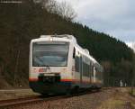 VT 518 und 530 der OSB als OSB87353 (Bad Griesbach(Schwarzwald)-Fr eudenstadt Hbf) vor Hausach 21.2.10 Gru an den Tf
