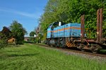 Die 575 002-7 alias V102 war am Morgen des 06.05.16 mit der Übergabe (EZ) 55830 von Freiburg (Breisgau) Gbf nach Breisach unterwegs.