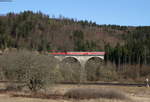 111 050- und 111 058 mit dem RE 19038 (Singen(Htw)-Stuttgart Hbf) auf dem Einödviadukt 12.3.17