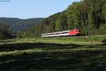 Die 181 209-8 zieht am 22.09.2013 den IC 281 bis nach Singen und konnte dabei beim Bbf Neckarhausen (bei Horb) fotografiert werden.