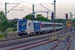 ES 64 U2-024 der Wiener Lokalbahn Gmbh bespannt den Ic 180 von Zürich HB nach Stuttgart am Bahnbildertreffen den 2.8.2015