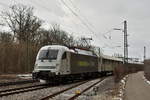 Am 12. Februar 2019 führte 183 500 von Railadventure mit einem CAF Flytoget Messfahrten auf der Geislinger Steige durch. Das Bild zeigt den Zug bei der Ankunft in Westerstetten. Dort wird die Lok umgesetzt und es geht zurück Richtung Geislingen. 