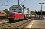 KLV-Zug mit 193 306-8 (Siemens Vectron) durchfährt den Bahnhof Süßen auf Gleis 4 Richtung Göppingen.