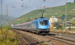 Nach lngerer Zeit gelang es mir endlich die 1016 023 den Kyoto Taurus zu machen.Die Lok durchfhrt Esslingen/Neckar mit EC 113 am 7.10.2010