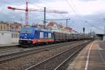 185 409 Raildox GmbH mit InnoFright Containern im Bahnhof Esslingen/Neckar am 19.2.2014