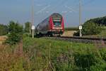 RE 5 / 4206 von Lindau-Reutin nach Stuttgart wird bei Wattenweiler gleich die Wasserscheide zwischen Rhein und Donau passieren (20.07.2022)