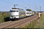 Mit fast zweistündiger Verspätung, die der Zug aus unbekanntem Grund im Raum Stuttgart angesammelt hatte, fährt 103 222-6 bei Metterzimmern (Bietigheim-Bissingen) an einer Handvoll