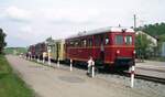 Jagsttalbahn__VT 300 mit 3 VBs (Station Westernhausen ?)__17-05-1986