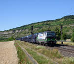 193 211 mit einem Autozug in Richtung Würzburg.(Thüngersheim 8.7.2018).