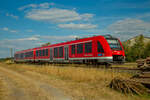 622 047 war am 13.08.22 ein ungewohnter Gast auf der Strecke Neustadt Aisch - Steinach, auf der sonst nur BR 642 Desiro verkehren. Aufgenommen zwischen Dottenheim und Ipsheim.