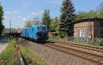 Am 18.05.2020 fuhr aus Richtung Nürnberg kommend ein Kesselzug nach Großkorbetha mit der 192 013 am haken. Aufgenommen wurde der Zug an einem altem Bahnhäuschen nahe Hockenroda.