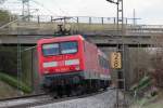 143 939-7 DB schiebt eine Regional Bahn nach Bamberg bei Redwitz am 17.04.2012.