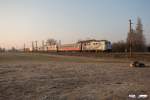 Freitag der 18.03.2016. Nachdem die Sonne schon da war hat man natürlich nichts besseres im Sinn wie um 6 Uhr in der Früh an die Strecke zu fahren. Mit Erfolg so zog 139 312-3 von Locomotion die ROLA nach Regensburg Ost bei Burgweinting 