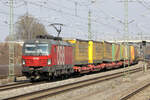 ÖBB 1293 012 durchfährt mit einem KLV-Zug Baar-Ebenhausen, südl. von Ingolstadt, 19.03.2022