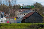 Die Waldbahn über den Dächern von Regen.  Schnapsschuss  sitzend aus dem Biergarten heraus ;-) 10.04.2016