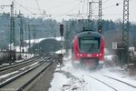 „Nachschuss“ auf 440 822, der am 25.1.13 bei der Abfahrt in Oberdachstetten Schnee aufwirbelte.