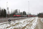 DB Cargo 077 023 (am Zugschluss half 247 047 mit) // Kastl (Oberbayern) // 24. Januar 2023