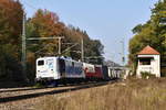 Am 20. Oktober 2018 zieht 139 310 von Lokomotion einen Klv-Zug durch Aßling Richtung Rosenheim.