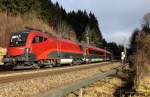 ÖBB 1116 207-0 mit Railjet RJ 60 Budapest - München, KBS 951 München - Rosenheim - Salzburg, fotografiert bei Mauerkirchen zwischen Prien und Bad Endorf am 11.12.2011 