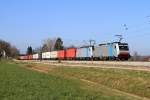 Die 186 290 mit Güterwaggons bei Übersee am 09.03.2014