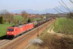 Die 185 285-4 mit Güterzug bei Niederstraß am 29.03.2014