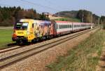 Die 1116 153 (ÖAMTC) mit OIC als Korridorzug Richtung Rosenheim bei Übersee am 02.04.2013