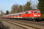 Die 111 026-1 mit der RB von Mnchen nach Garmisch Partenkirchen durch Gauting am 15.04.2013