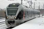 ET 23009-B bei der Einfahrt in Witten Hbf. 8.12.2010