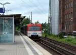 Und weil heute Sonntag ist, macht sich der AKN-Zug der Linie A1 von Hamburg-Eidelstedt wieder auf Richtung Neumünster. 1.6.2014