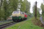 Am 16.04.2024 war wieder ein besonderer Stahlzug auf der Hüttenbahn angesagt. Um 09.22 Uhr waren daher die RBP 225133-8 und die Brohltal Eisenbahn Lok 218396-0 auf der Werkbahn von Hasbergen nach Georgsmarienhütte unterwegs, um dort einen Stahlzug abzuholen.